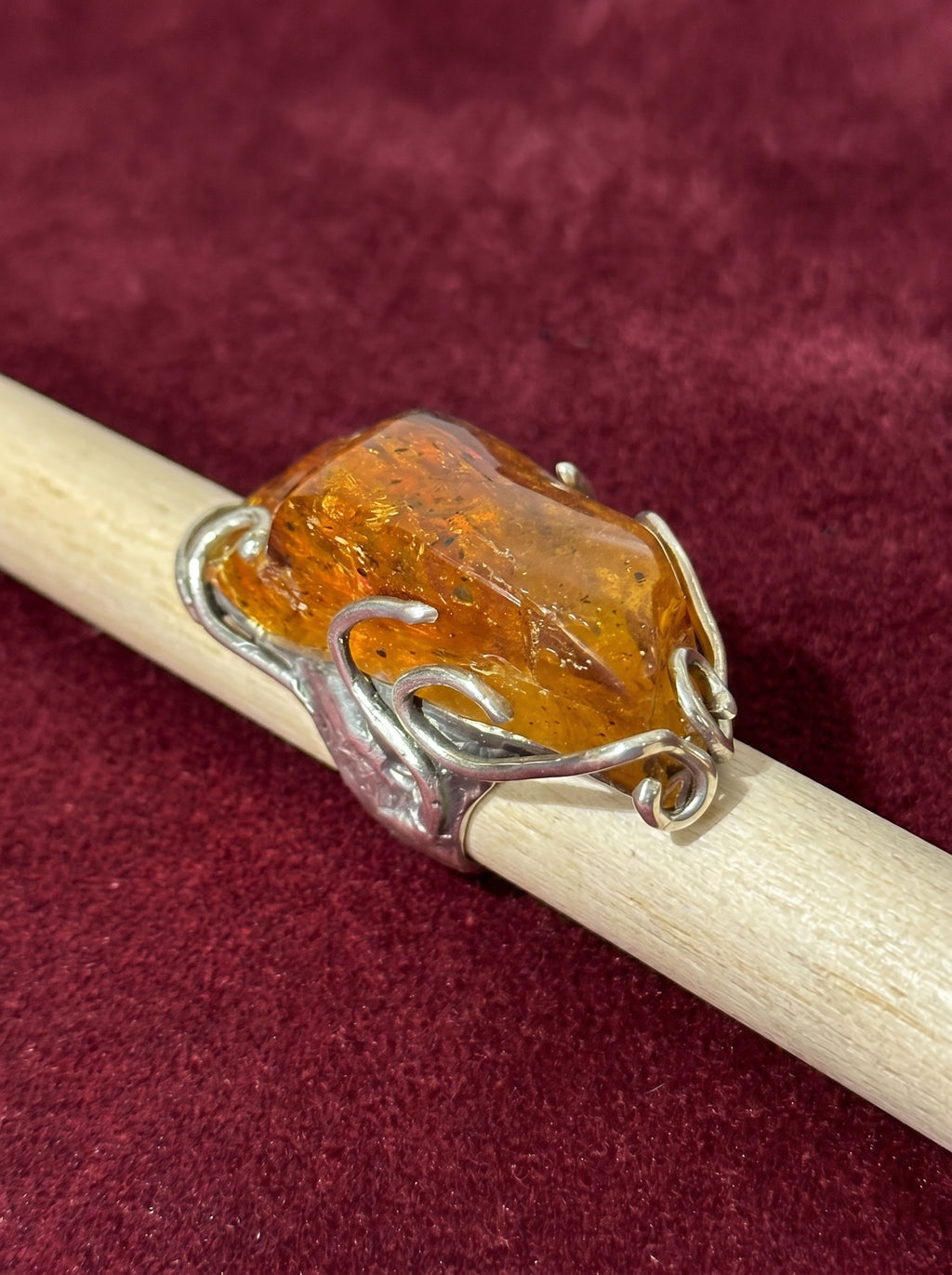 silver ring, amber sone